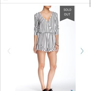 House of Harlow 1960 romper